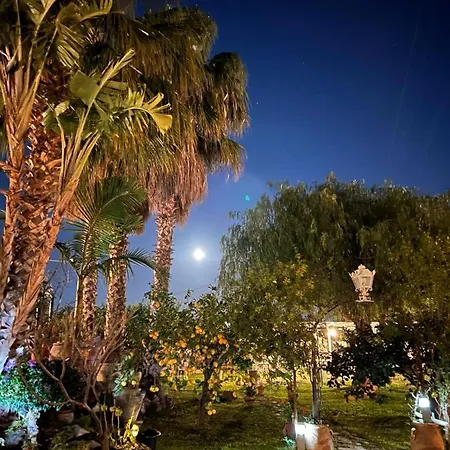 La Capanna Di Giuseppe E Maria 4* טאורמינה